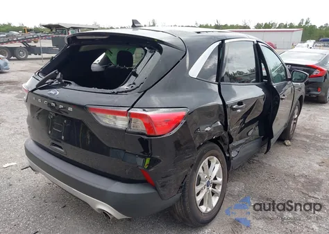 2021 Ford Escape Se z USA, uszkodzony, nr VIN 1FMCU0G67MUA47404